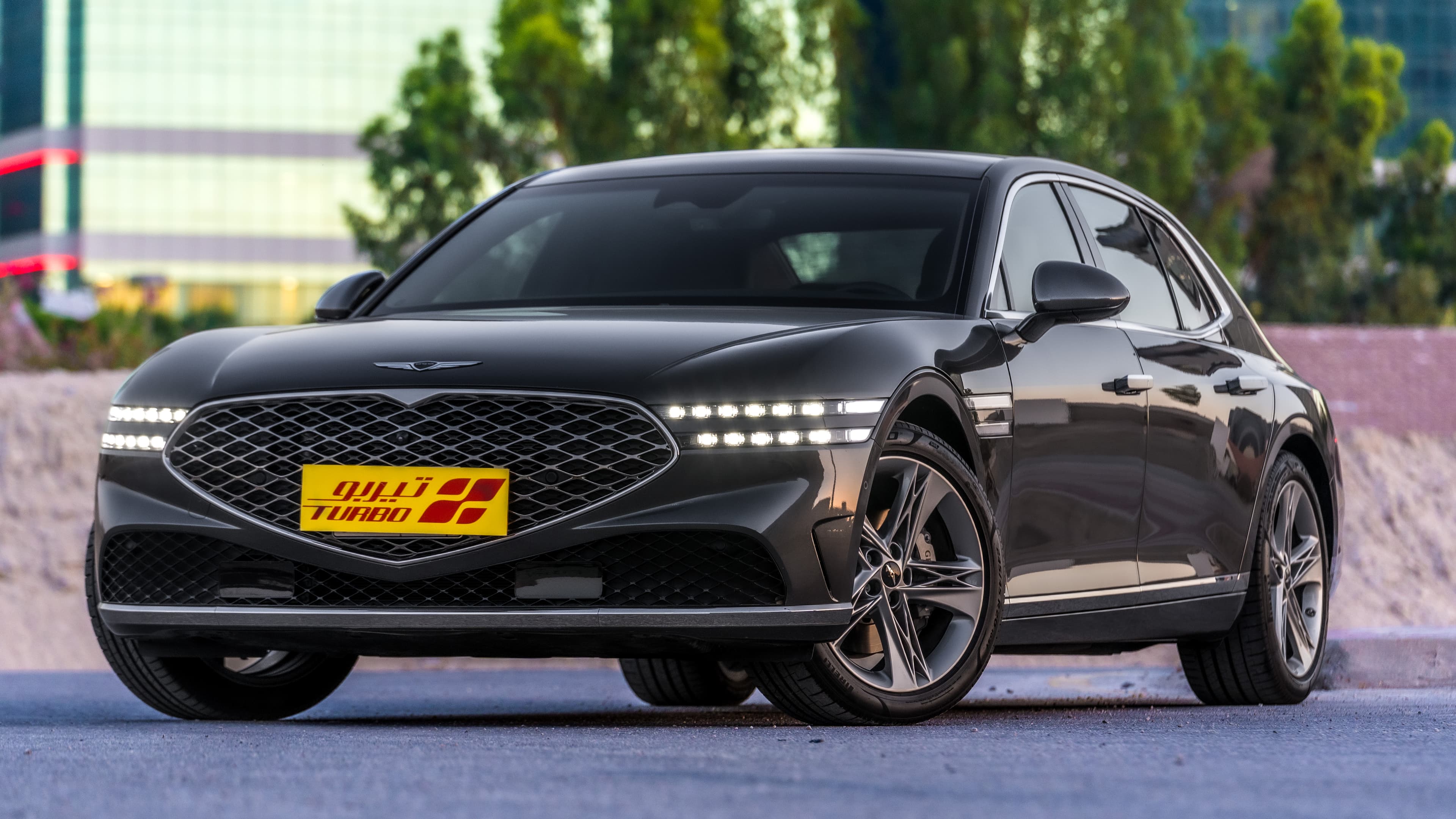 Genesis G90
